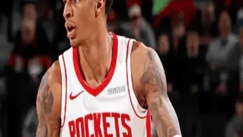 勇士终结连败噩梦，111-95力克鹈鹕，谁为赢家，数据揭露答案！